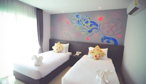 Deluxe Twin Room, City View