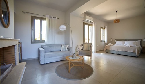 Eione Sea View Suite