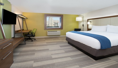Standard Room, 1 King Bed, Accessible (Communication Accessible)