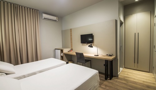 Deluxe Twin Room