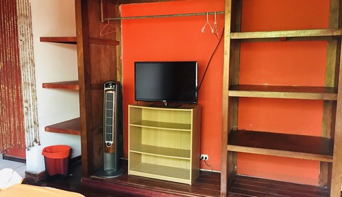 Basic Triple Room, 1 Bedroom, Non Smoking, Garden View