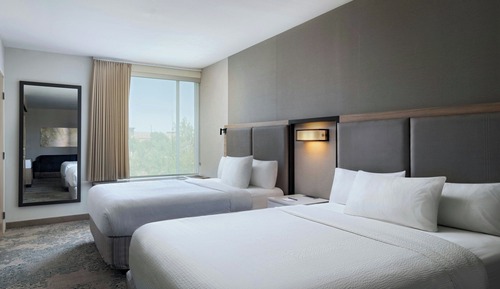 Suite, Multiple Beds, Non Smoking (Mobility/Hearing Access, Roll-In Shwr)