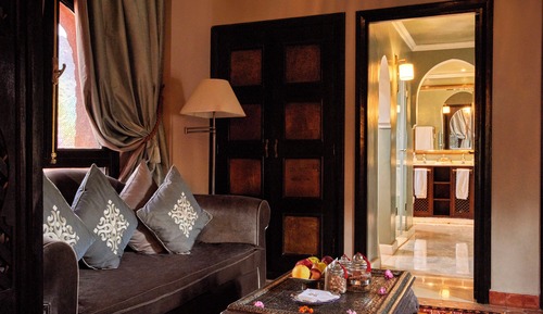 Deluxe Suite (05)