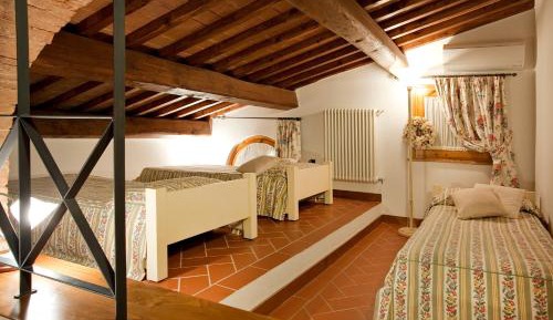 One-Bedroom Holiday Home