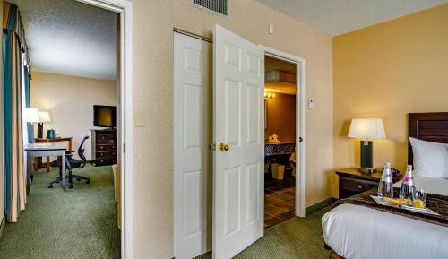 One-Bedroom Suite