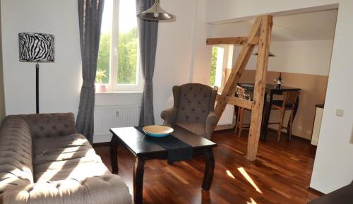 Apartment with Garden View