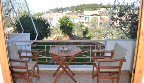 Deluxe Double Room with Balcony and Sea View