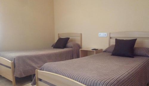 Twin Room with Private Bathroom