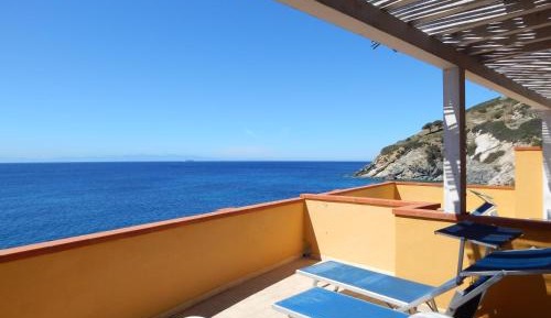 One Bedroom Apartment with Sea View with Balcony