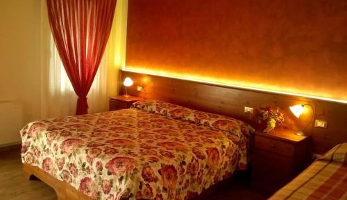 Deluxe Double or Twin Room with Garden View