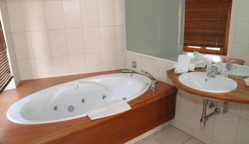 Double Room with Spa Bath