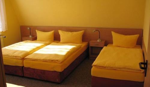 One-Bedroom Suite (2 Adults)