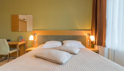 Deluxe Double Room with Spa Bath 