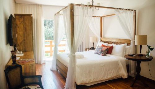 Studio with Spa Bath