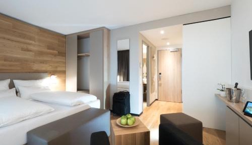 Double Room with Pool Access Excluded