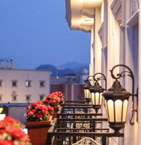 King Room with Balcony