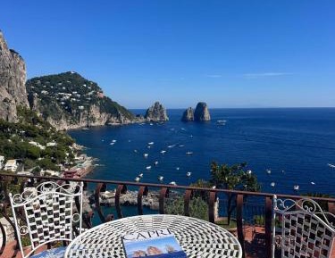 One-Bedroom Apartment with Sea View