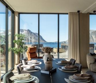 Three-Bedroom Holiday Home 