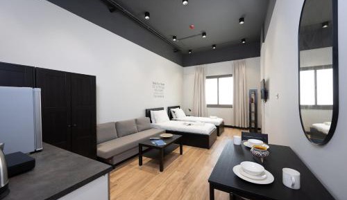 One-Bedroom Apartment