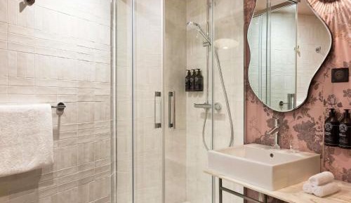 Superior Double Room with City View