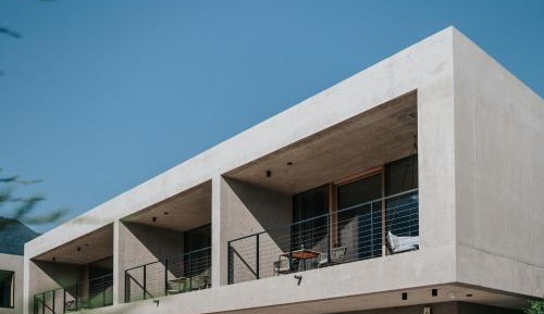 Studio with Mountain View
