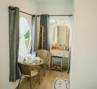 King Room with Mountain View