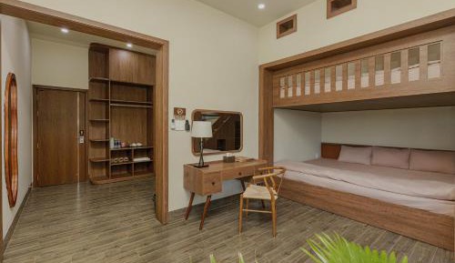4-Bed Mixed Dormitory Room