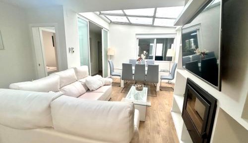 Four-Bedroom Penthouse Apartment