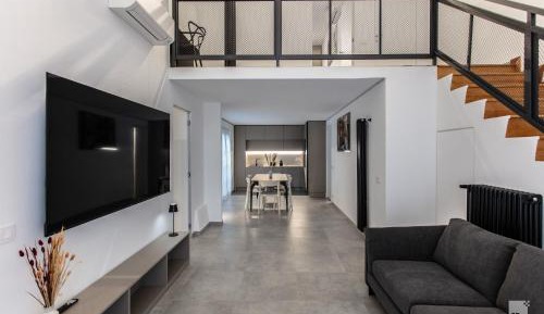 Three-Bedroom Loft Apartment