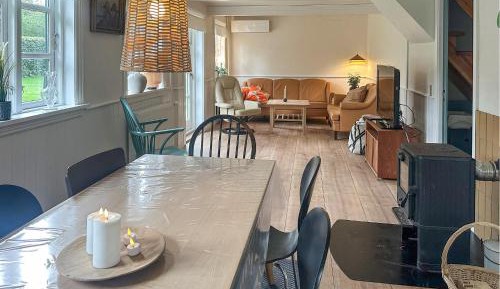 Four-Bedroom Holiday Home