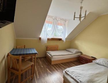 Twin Room with Private Bathroom