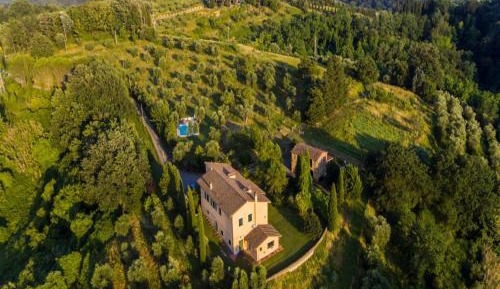 Five-Bedroom Holiday Home