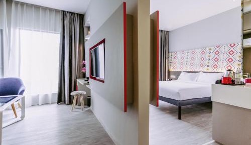 Deluxe Suite with One Double Bed