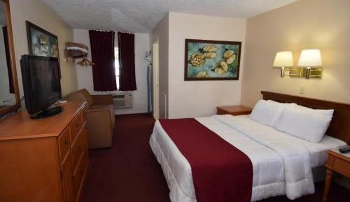 Queen Room - Smoking