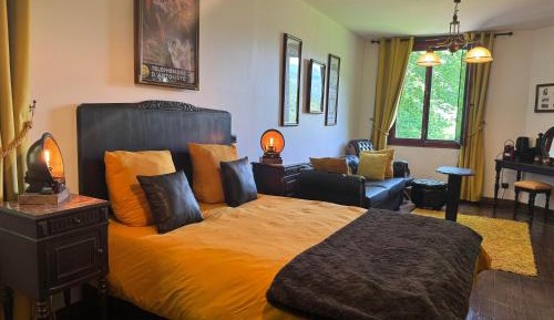 Double Room with Mountain View