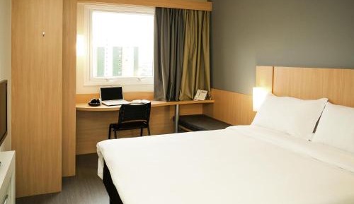 Standard One Double Bed