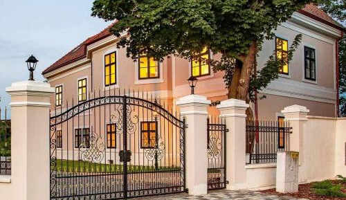 Superior Villa