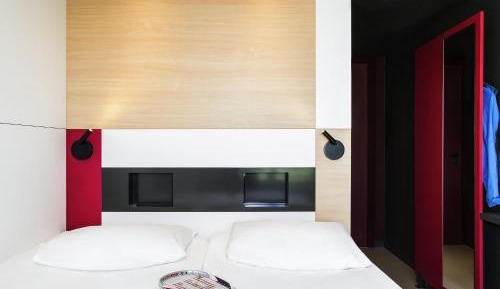 Standard Room With Three Single Beds