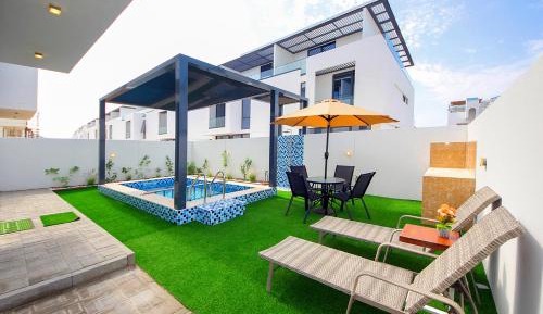 Four-Bedroom Holiday Home