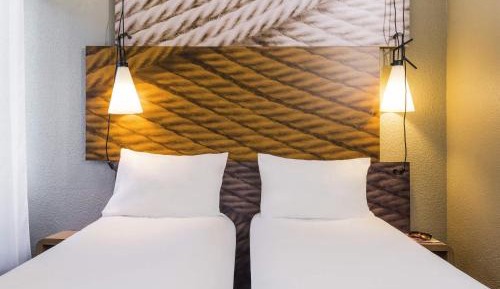 Standard Twin Apartment