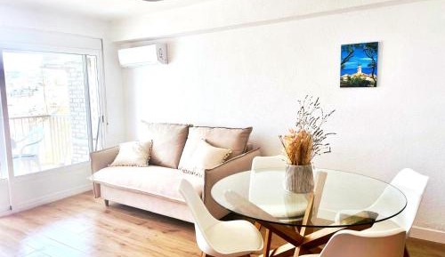 One-Bedroom Apartment with Balcony and Sea View