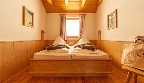 Superior One-Bedroom Apartment