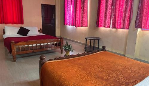 6-Bed Mixed Dormitory Room