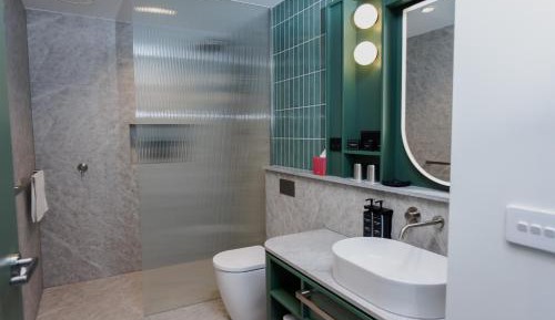 One King Bed Non Smoking Superior