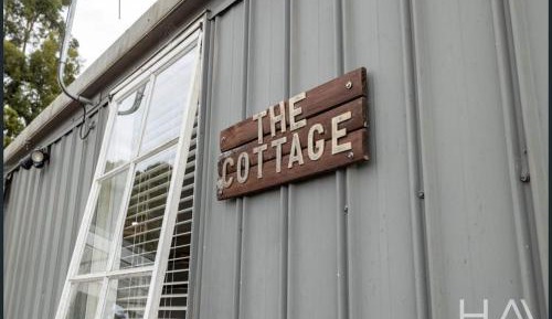 Apartment with Lake View