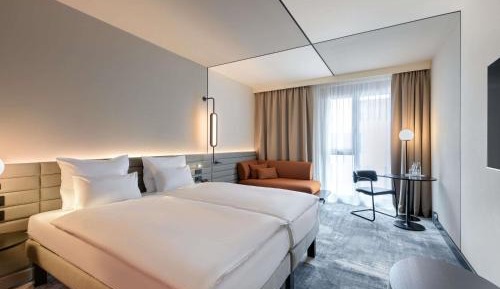 Superior King Room (with two separate mattresses)
