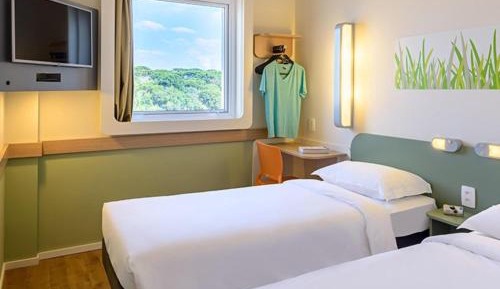 Standard Apartment with Two Single Beds