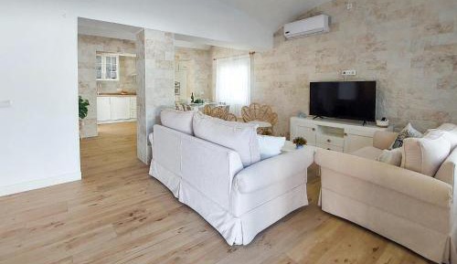 Three-Bedroom Vacation Home 