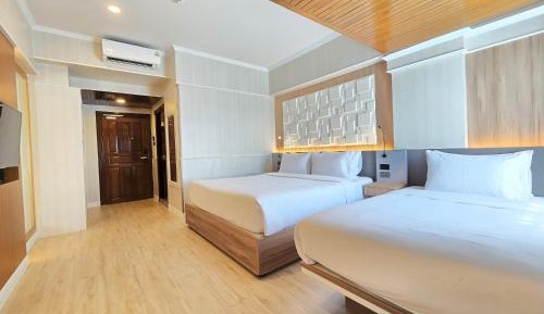 Triple Room with Bath