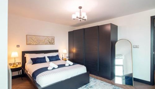 Two-Bedroom Deluxe Apartment